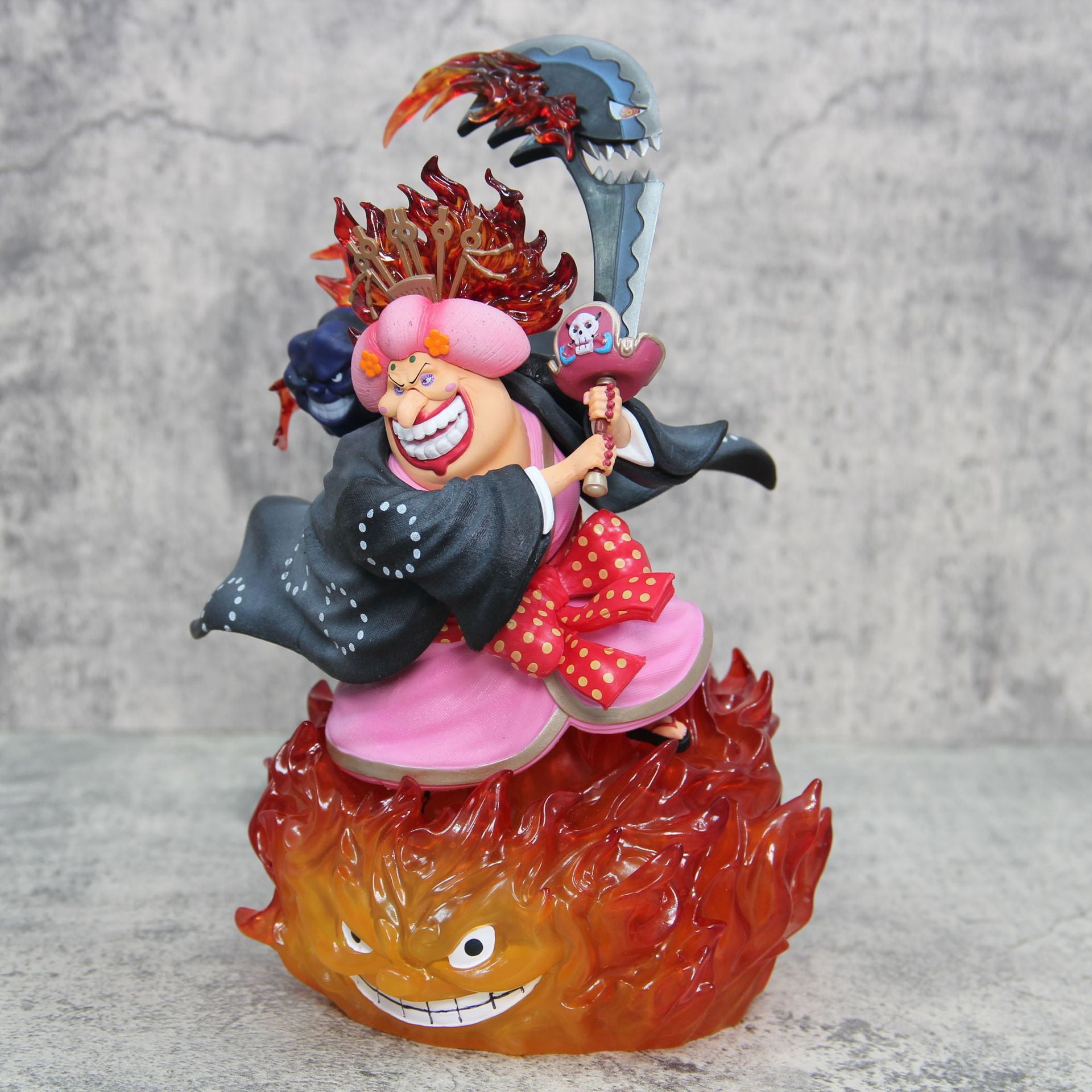 Resonance Sea Emperor Big Sea Aunt Anime Figure Model