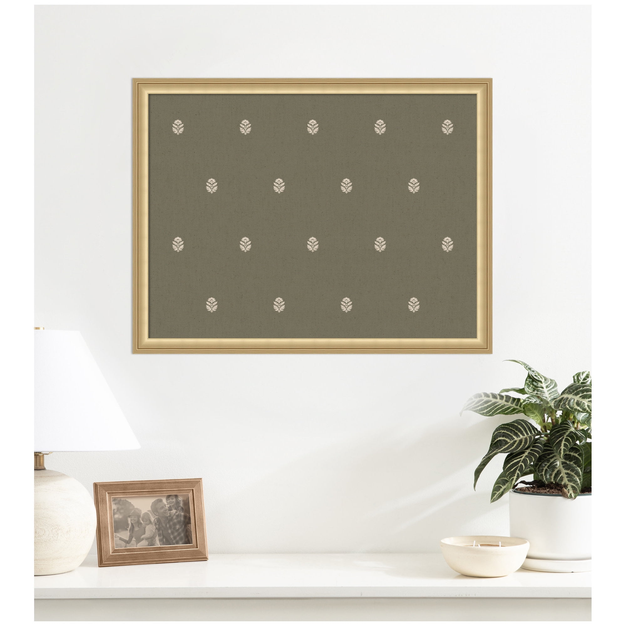 Kate and Laurel Framed Fabric Pinboard 26 x 20, Green Botanical Block Print Printed Linen Classic Bulletin Board for Use as a Vision Board or Wall Organization, Florence Gold Frame