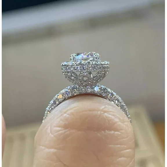 4 Ct Oval Cut Moissanite Halo Engagement Ring 14K White Gold Plated