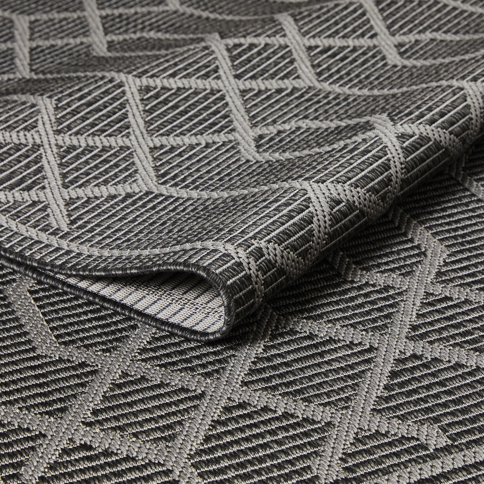 Loomaknoti Breyleigh Chendler 6' x 9' Black Geometric  Indoor/Outdoor Area Rug