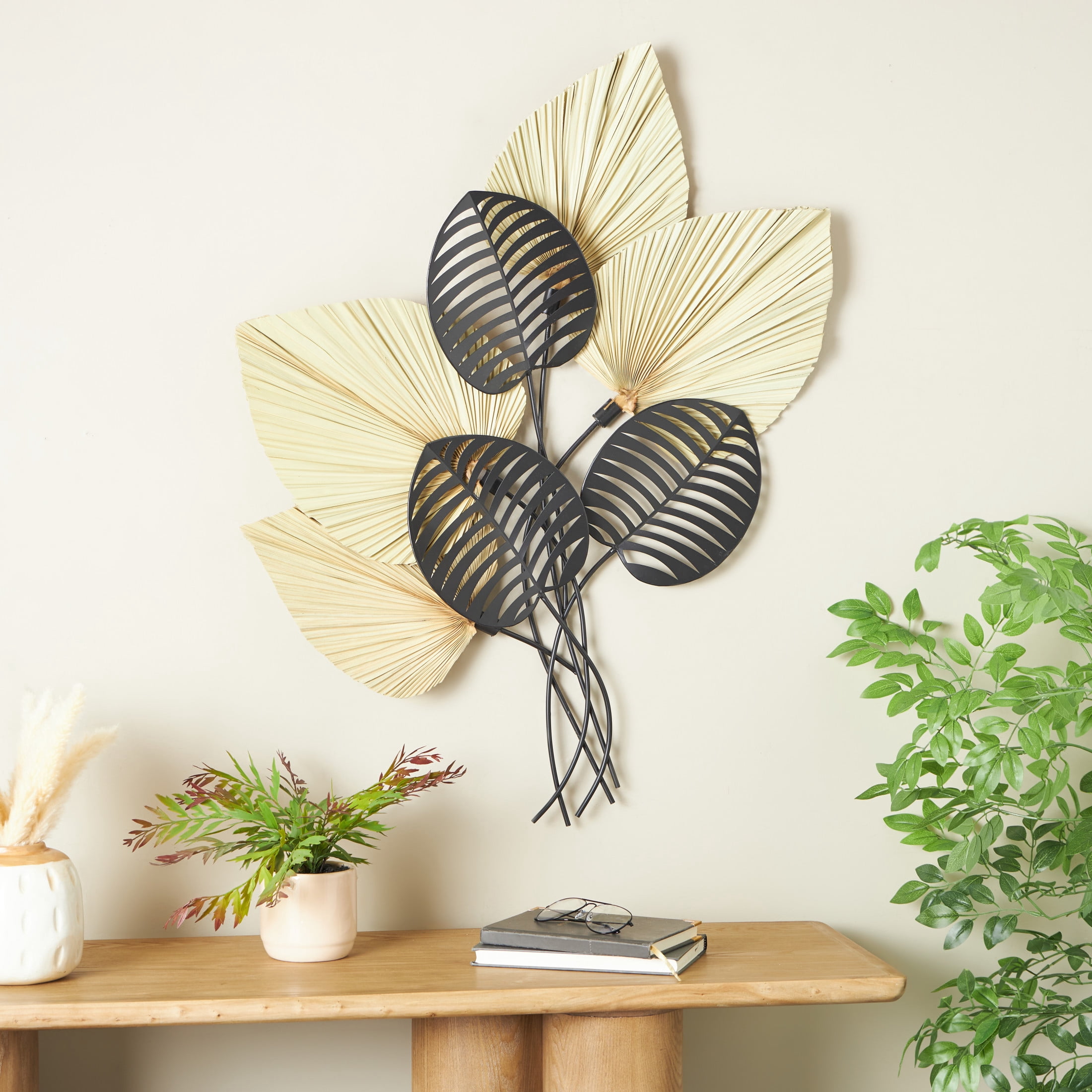 DecMode Brown Rattan Layered Leaf Palm Tree Wall Decor with Black Metal Cutout Leaf Accents