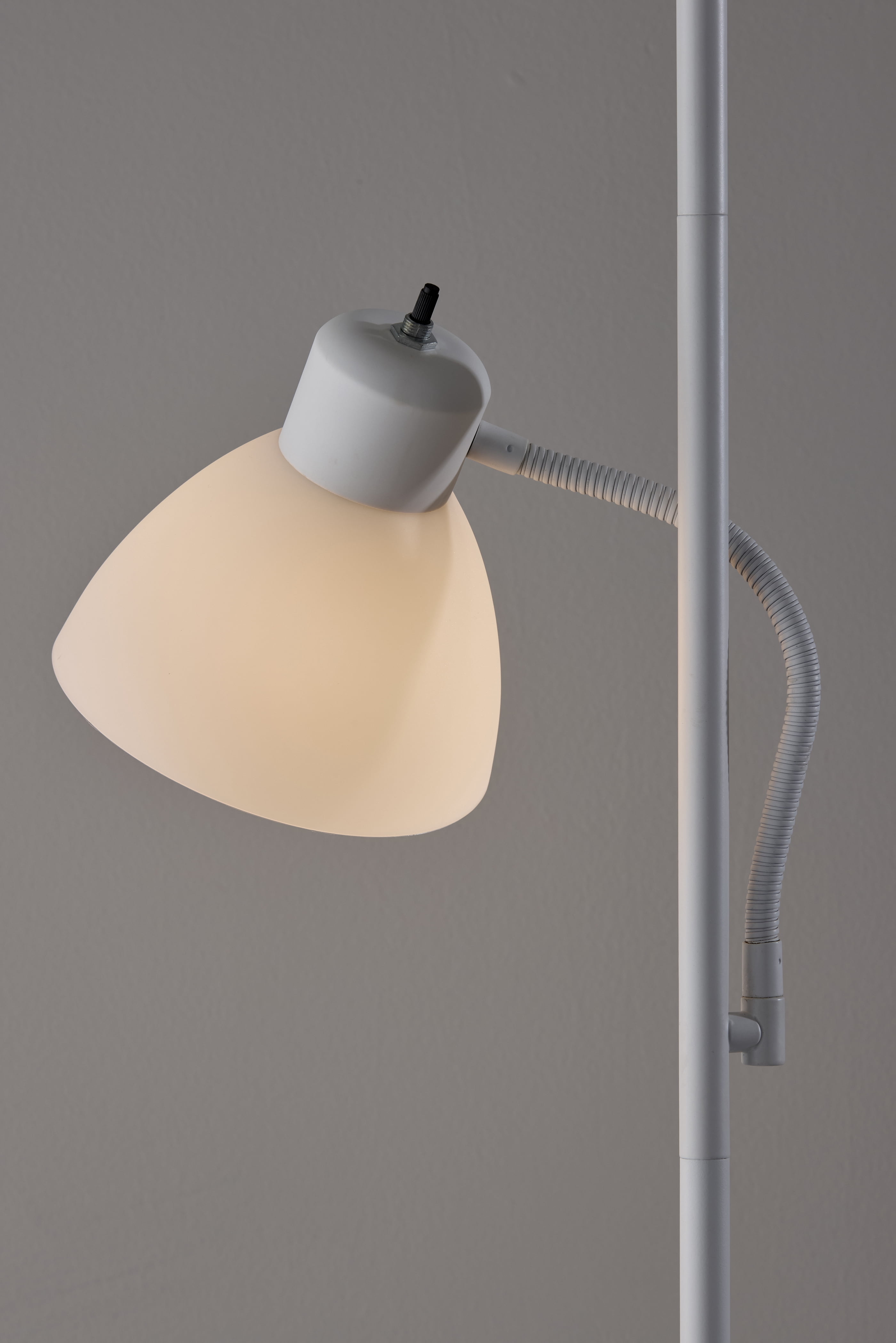 Mainstays 72" White Combo Floor Lamp with Reading Lamp, Modern Design