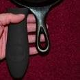 thumbnail image 2 of Lodge Silicone Hot Handle Holder, Black, 2 of 2