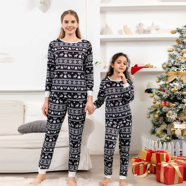 Family Christmas Pajamas 2022 Snowflake Pattern Matching Pajamas Sleepwear