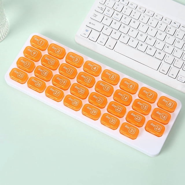 shyuyusa 31 Grid Monthly Divided Pill Box, Transparent Moisture Proof Storage Case, Independent Compartment Design for Daily Medicine Classification Management