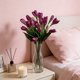 thumbnail image 1 of Ramo de flores artificiales de margaritas con vegetación – Flores artificiales de seda para decoraciones de boda, decoración del hogar, centros de mesa y arreglos de suelo, 1 of 6