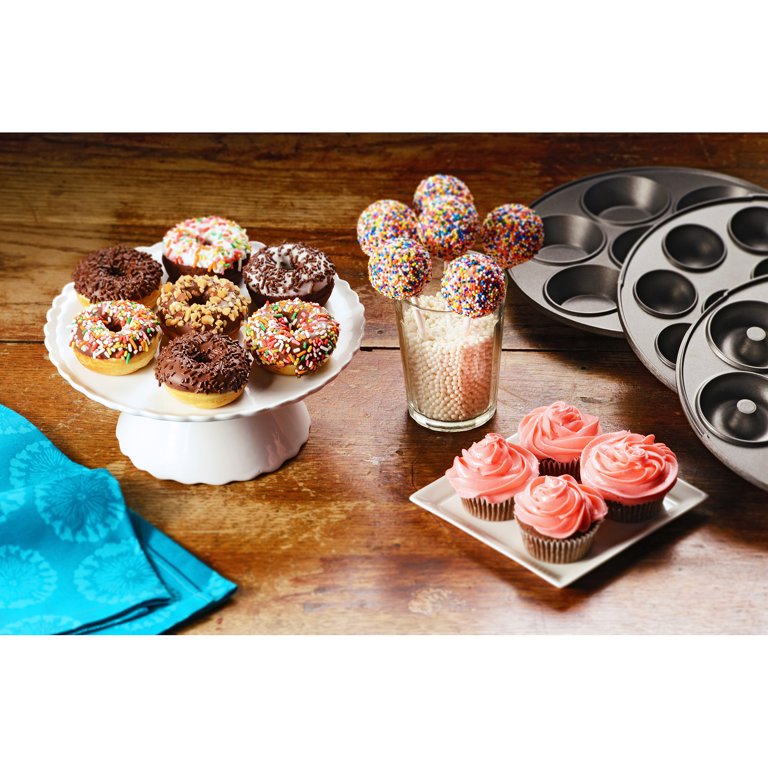 Mini Donut Maker, 1400w Donut Maker Machine, Can Make 16 Donuts, Heated on  Both Sides, Non-stick Pan, Suitable for Family Gatherings, Dessert Making