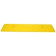 thumbnail image 1 of HINTRMENT 2 Pcs Rampe Portable en Caoutchouc Jaune Résistant à l'Usure pour Usage Domestique, 1 of 8