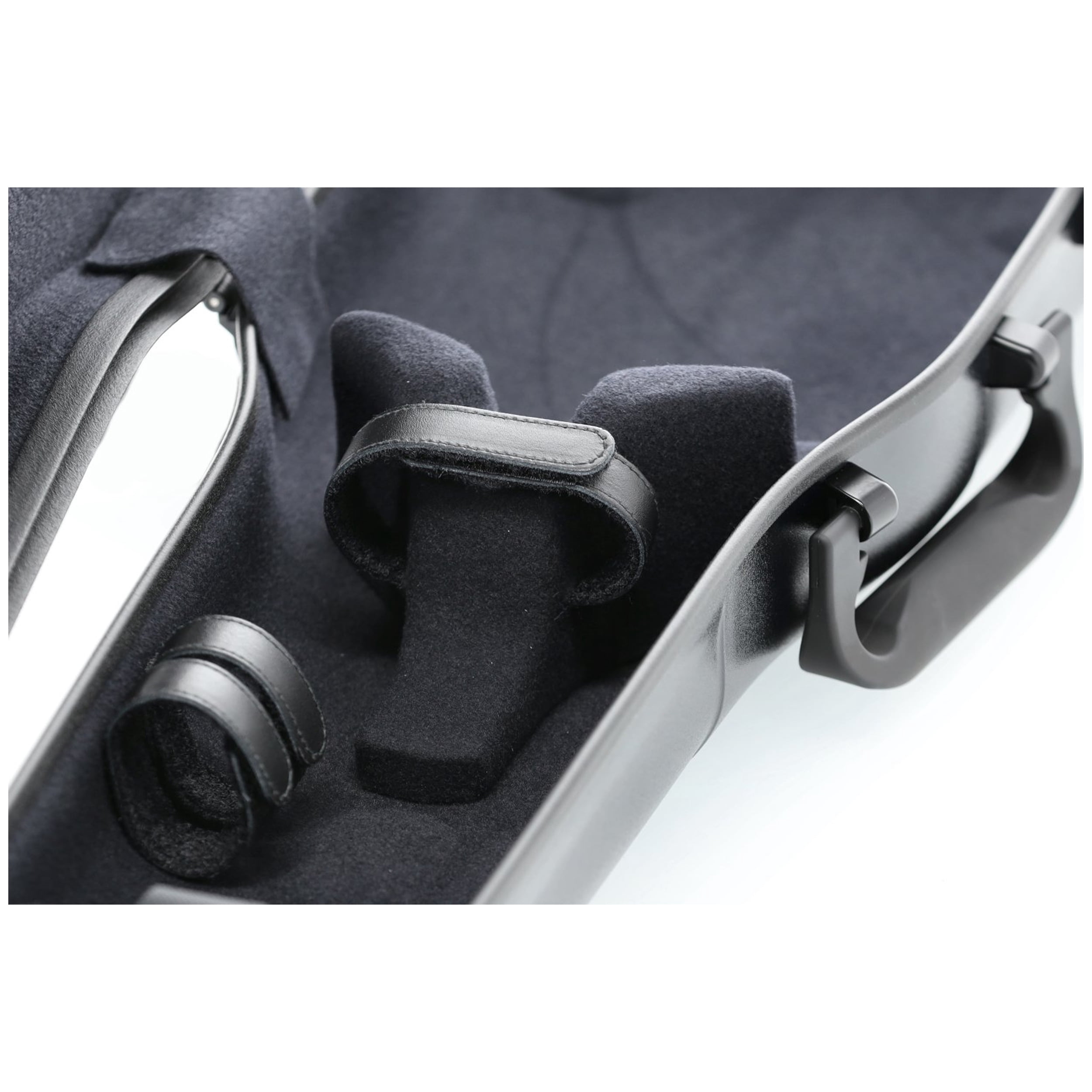 GEWA Violin Case, Air 1.7, Shaped, 4/4, Black/Black, Matte, w/Subway Handle