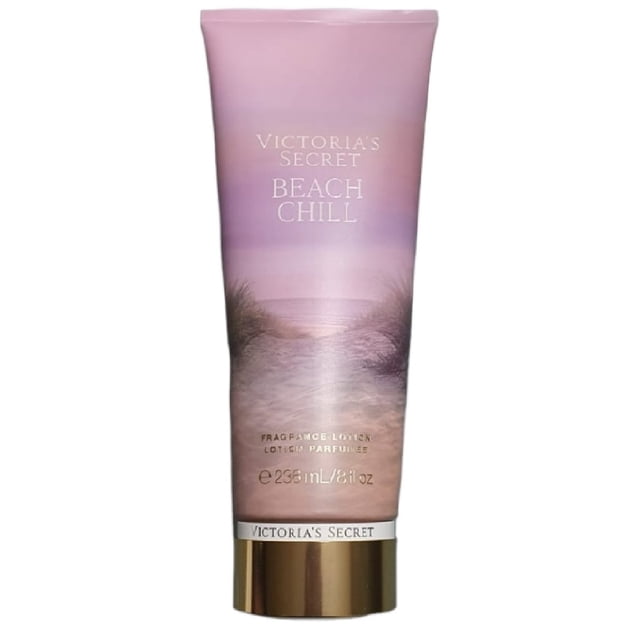 body lotion beach chill victoria´s secret Loción corporal Beach Chill 236ml, tubo frontal centrado con degradado rosa a lila y texto blanco "Victoria's Secret Beach Chill", tapa dorada reflectante y banda inferior con marca; empaque indica notas de pera crujiente y café helado; apta para llevar en bolso de viaje.