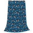 thumbnail image 2 of Fotbe Cute Shark Manta de Franela Acolchonada con Estampado, Súper Suave y Esponjosa, Extra Grande para Sofá, Cama, Uso Todo el Año-60"x50", 2 of 7