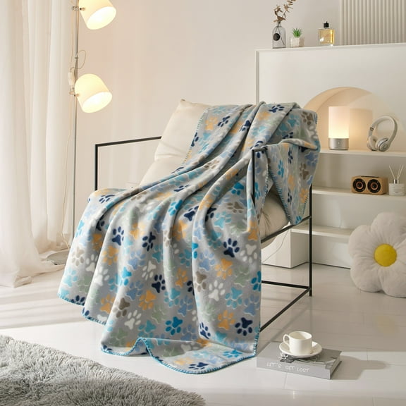 Mainstays Cozy Fleece Throw Blanket, Gray Paw 50" x 60", All Ages