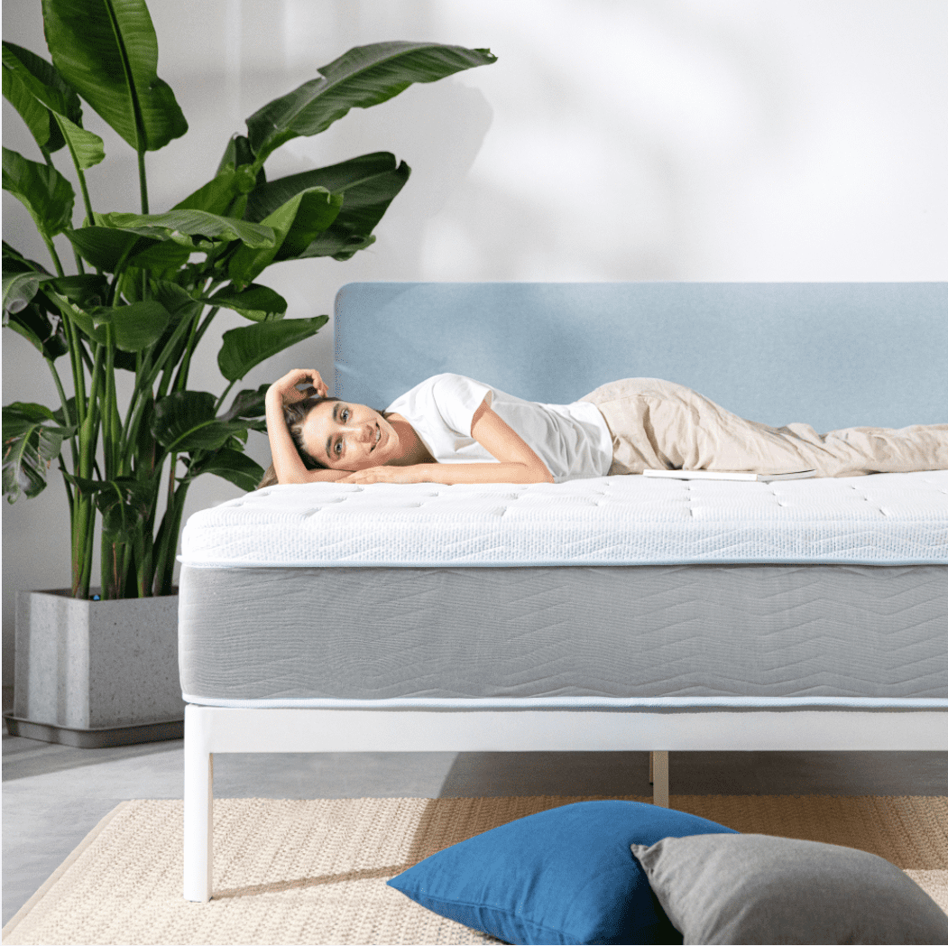 Mellow 12" Olaf Gel Memory Foam Mattress with Cooling Fabric, Queen