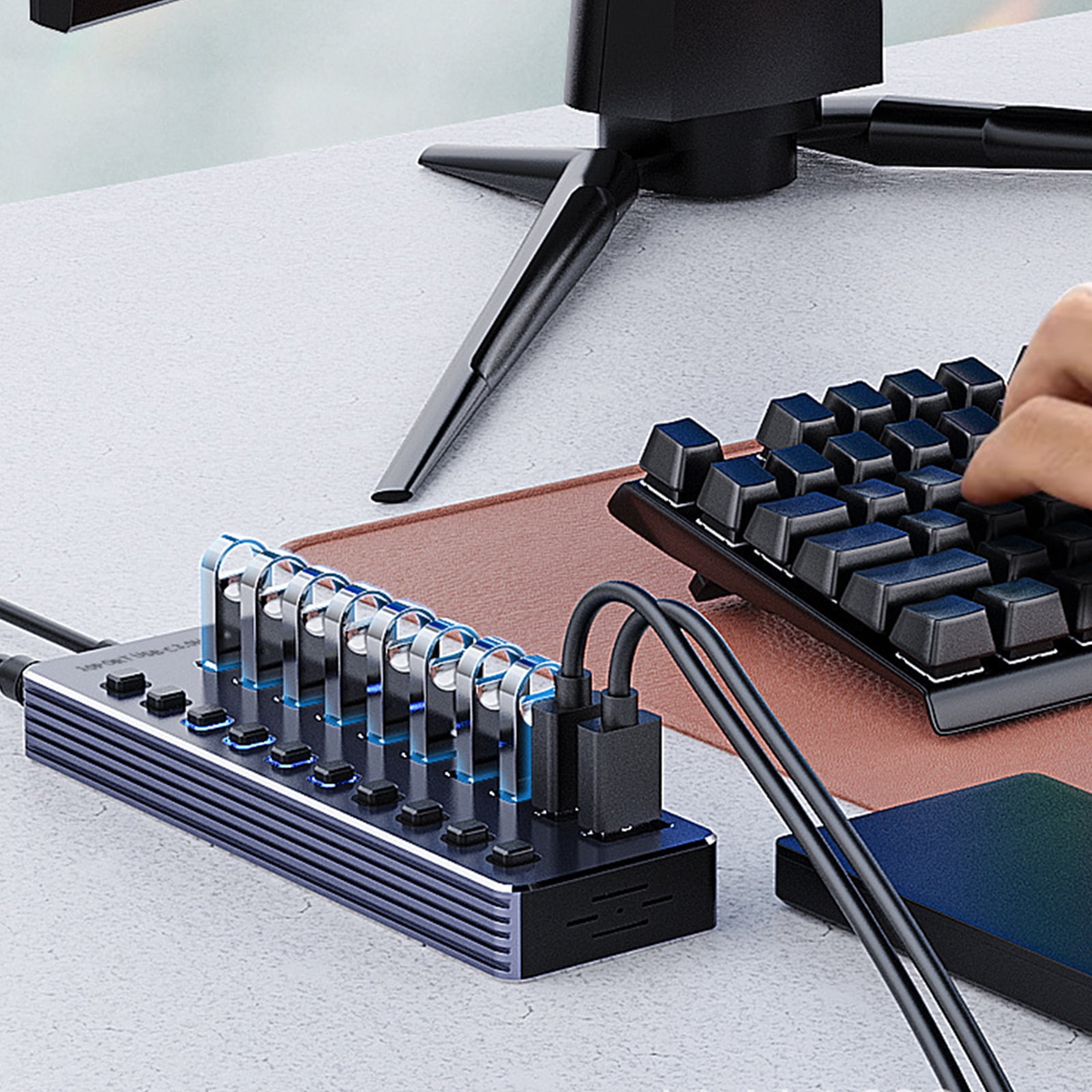 Aluminum USB3.0 Docking Station 4/7/10 Port Charging Adapter for Efficient Data Transfer and Power Management