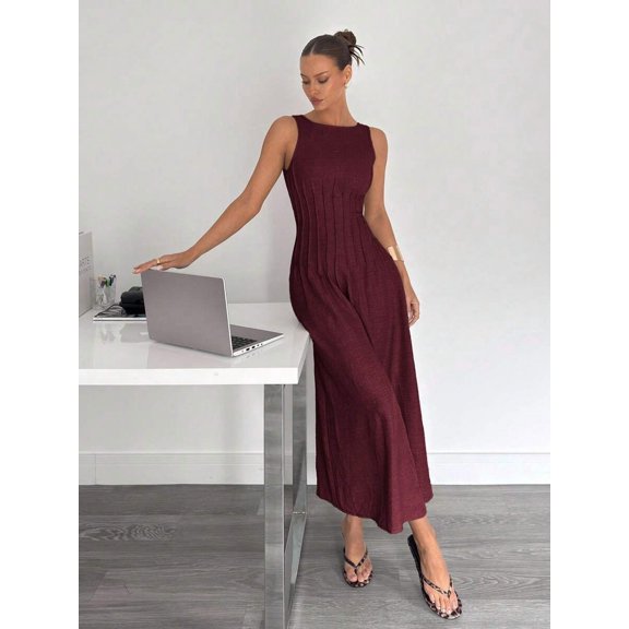 Burgundy A-Line Maxi Dress With Ruched Waist, Sleeveless Design, And Side Slit For Casual Summer Wear
