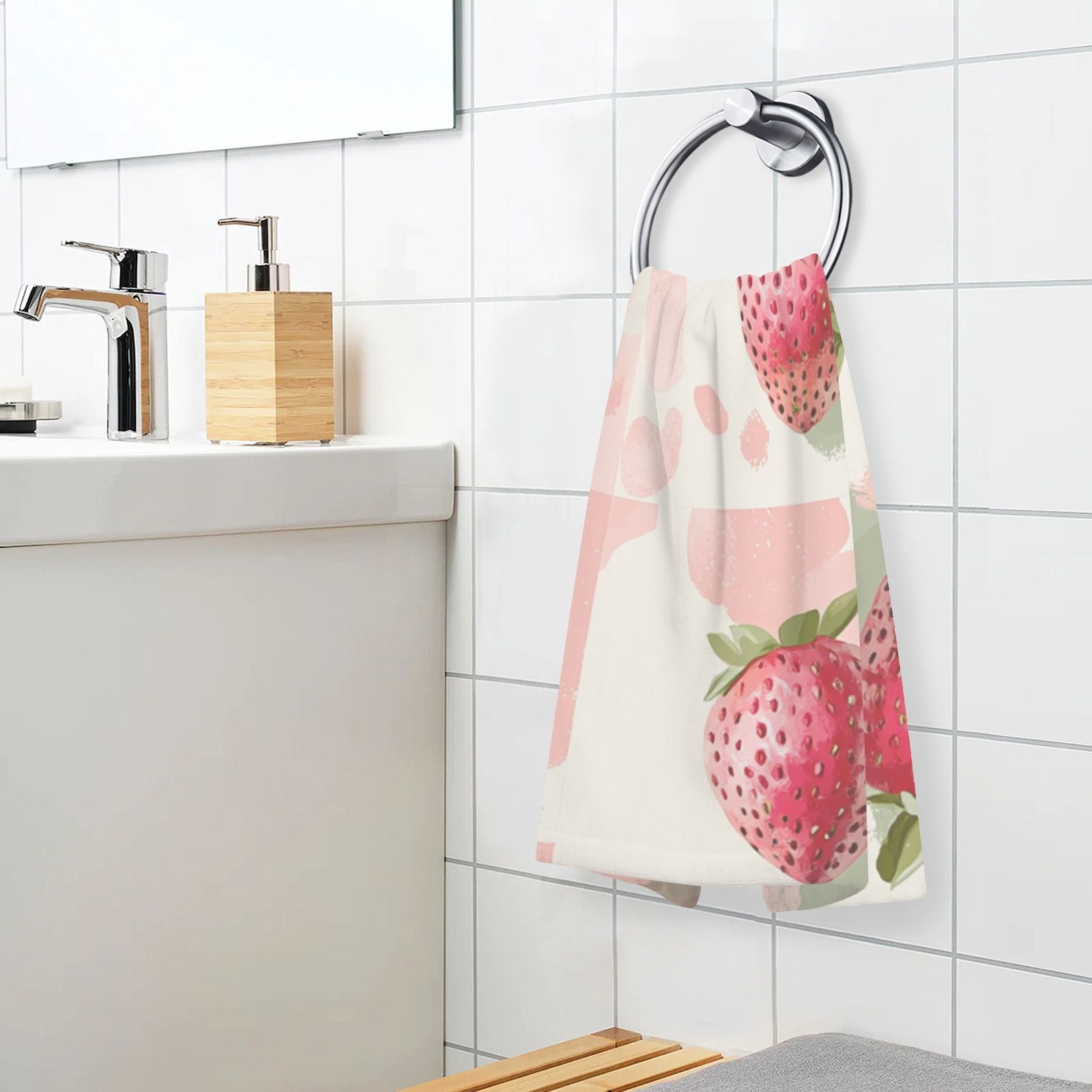 Pink Straberrys in Grids Hand Towels Cotton Bath Towels Large Face Towels Absorbent for Bathroom 2 Packs