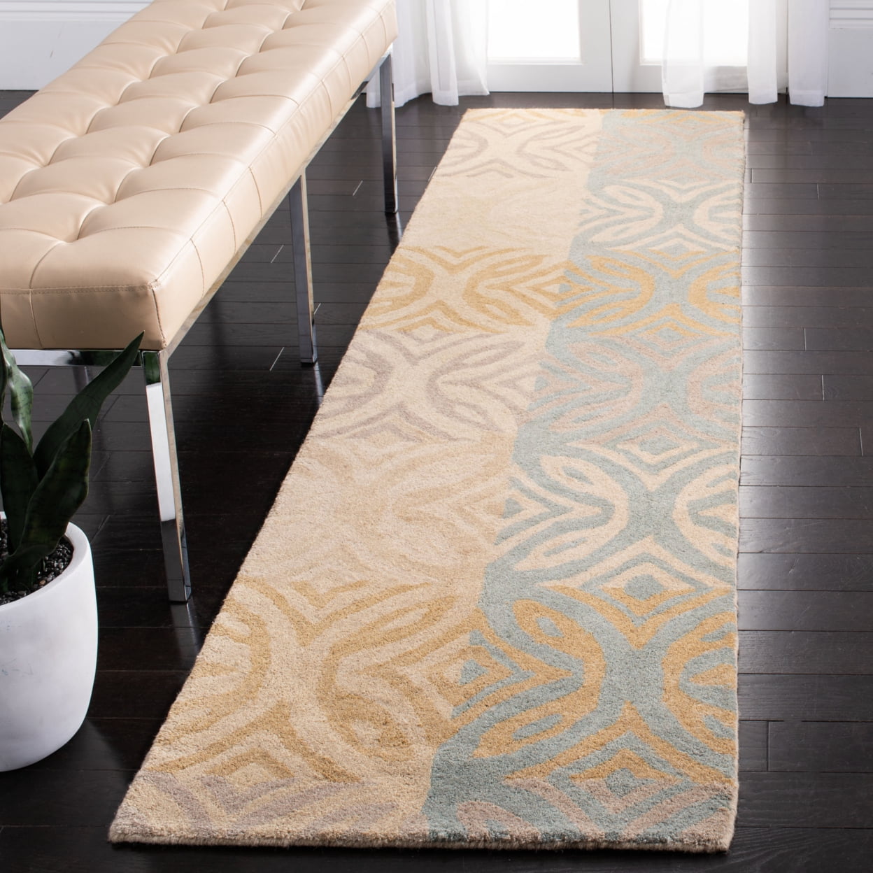 SAFAVIEH Wyndham Jacinth Geometric Area Rug, Beige/Multi, 7' x 7' Square