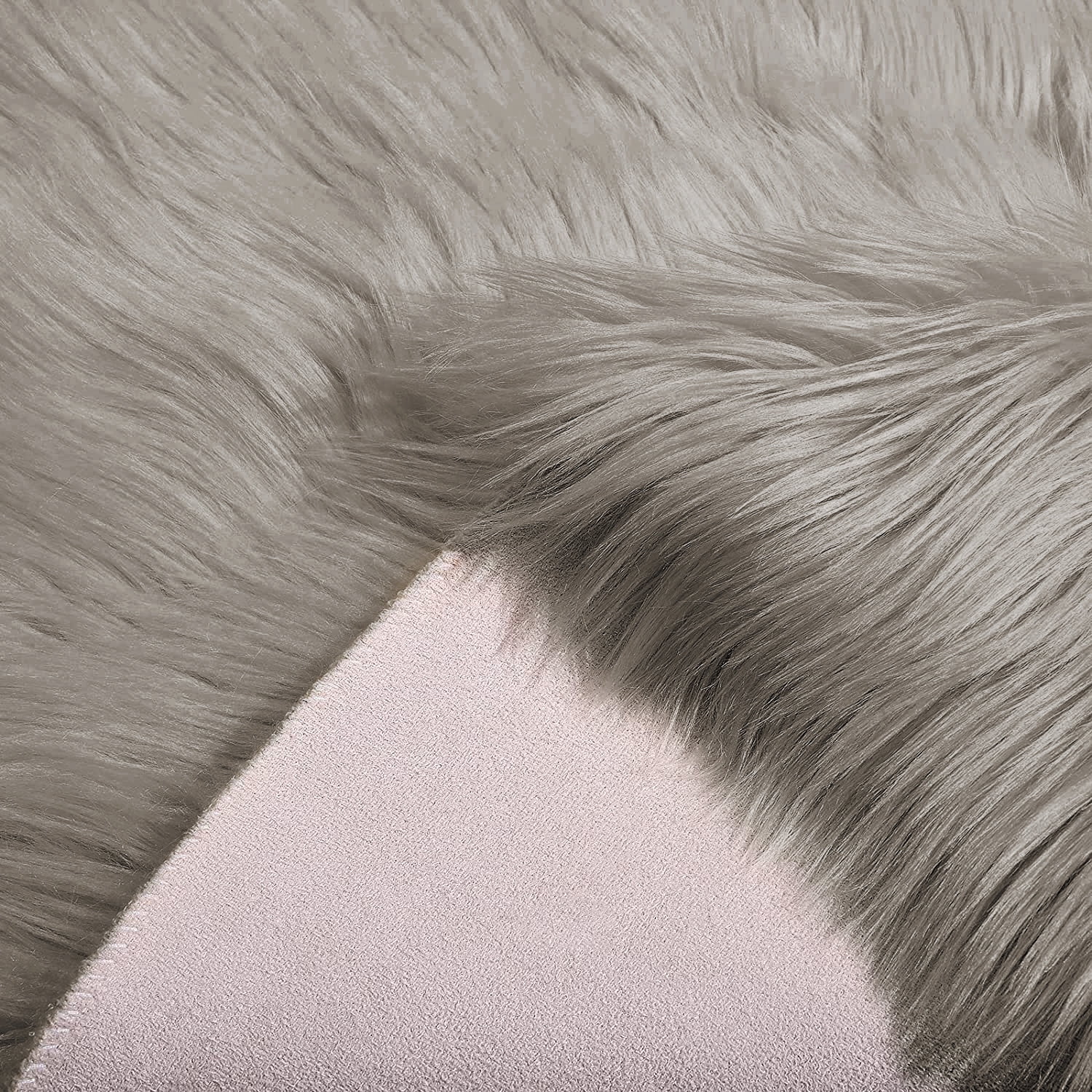 Junovo Luxury Fluffy Area Rugs Furry Rug for Bedroom Rugs Area Carpet for Living Room Bedroom Room,2'x4',Beige