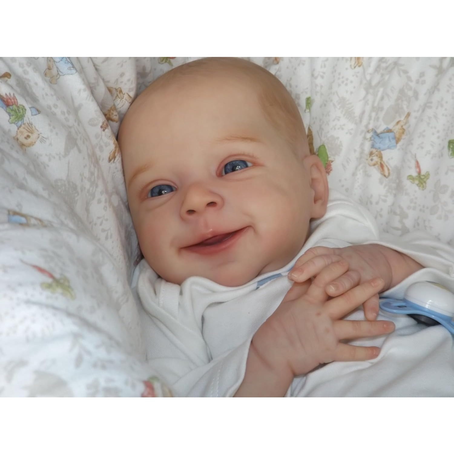 Lovely Real Look Reborn Baby Doll 19inch 48cm Silicone Baby Doll Realistic Painted Hair Newborn Doll Cloth Body Baby Doll Toy for Ages 3+