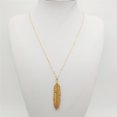 thumbnail image 3 of Collar Gargantilla con colgante de plumas para mujer Sincero, 3 of 6
