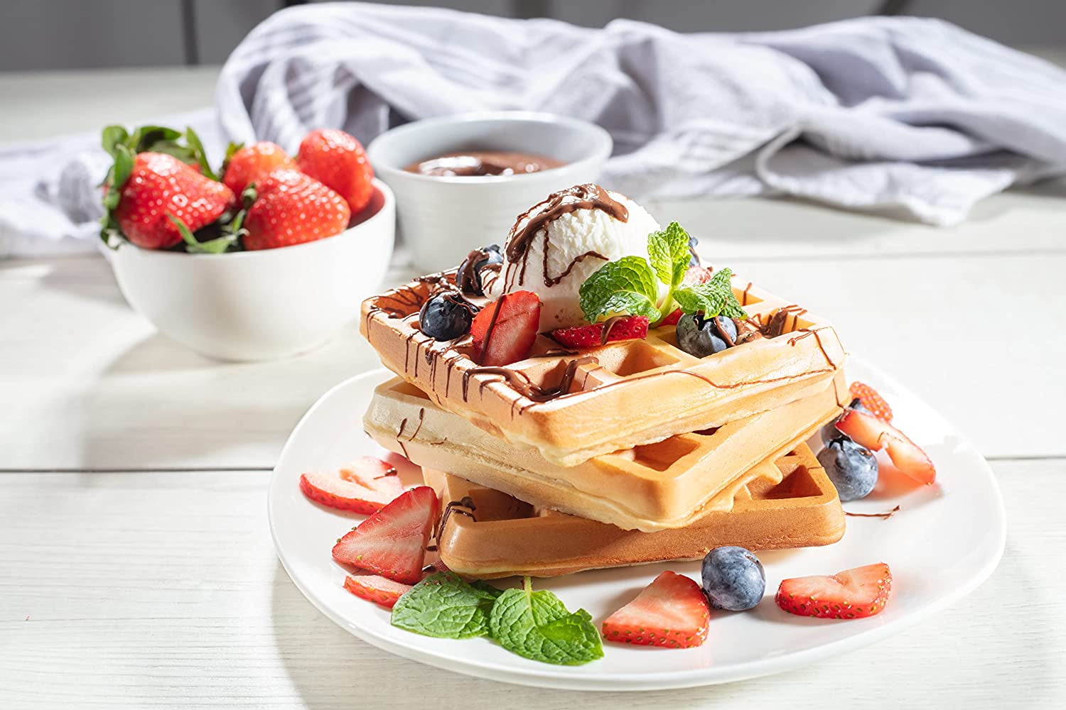 CucinaPro Four Square Belgian Waffle Maker, Extra Large Stainless Steel Kitchen Appliance w Nonstick Waffler Iron Plates Makes 4 Fluffy Waffles, Great Griddle for Holiday Breakfast