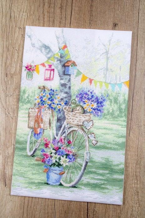 Letistitch Bike Counted Cross-Stitch Kit