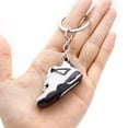 thumbnail image 1 of LLavero de mini zapatilla de deporte 3D delicado, simulación divertida, llavero de zapato de baloncesto, accesorio de monopatín de dedo DIY, regalo para coleccionista, 1 of 5