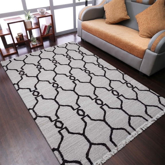 Rugsotic Carpets Hand Woven Kilim Area Rug, 4'x6', White Brown, Wool, Flat Weave, Low Pile, Rectangle, Contemporary Design