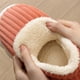 thumbnail image 3 of Pantuflas Esponjosas Botines Peludas Nube Zapatos Invierno Acogedores Antideslizantes para El Hombres Y Mujeres, 3 of 8