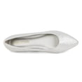 thumbnail image 3 of Zapatos DREAM PAIRS Flats Plateados con Punta y Slip On Talla 9.5, 3 of 5