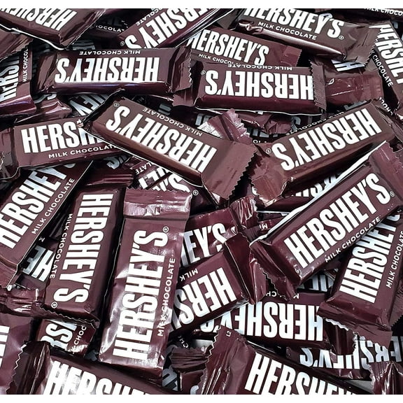 Hershey's Milk Chocolate Bars, Individually Wrapped Snack Size Chocolate Candy, Original Hershey Bars, Bulk Pack Of 2 Pounds