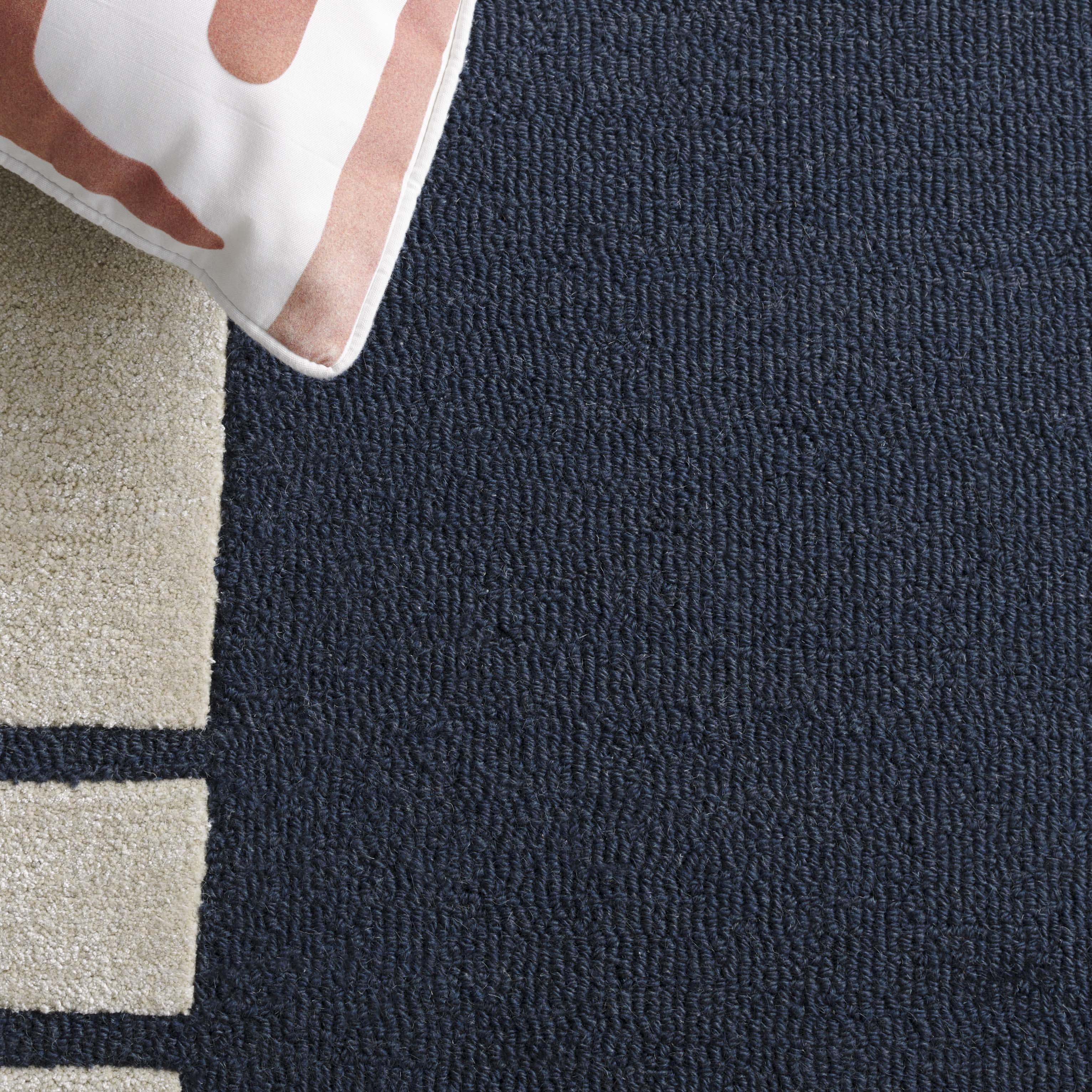 SAFAVIEH Rodeo Drive Yasim Abstract Area Rug, Navy/Ivory, 6' x 6' Square