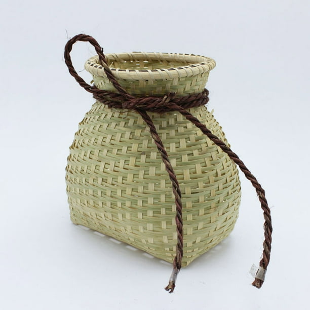 Handmade Bamboo Fish Baskets Craftsmanship Containers Outdoor Fishing Tool