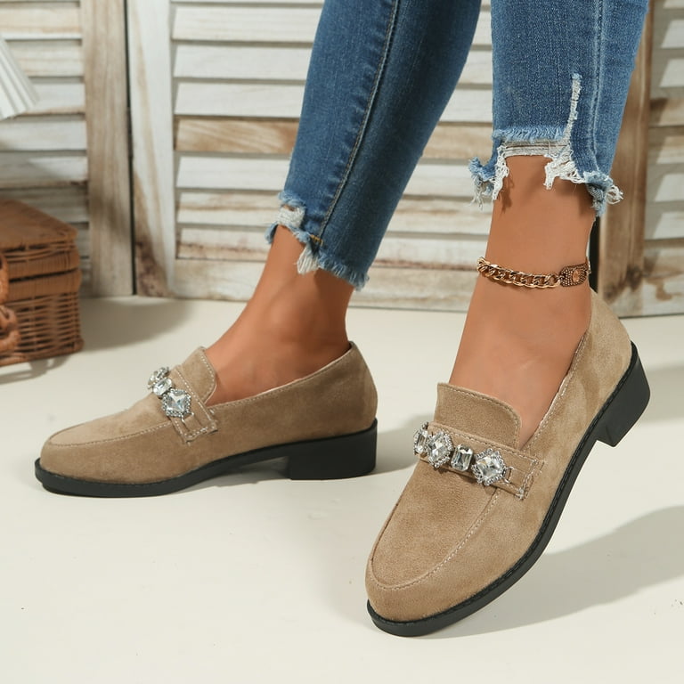 comfortable beige dress shoes Claudia - Taupe Suede Pumps
