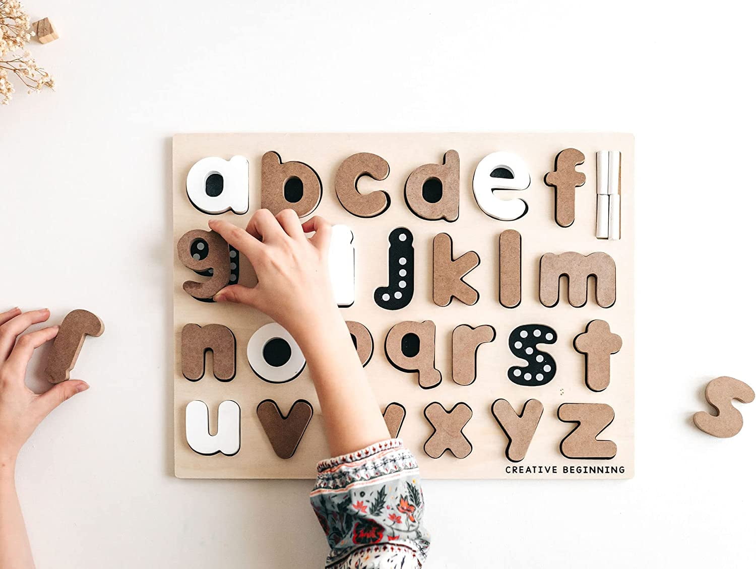 Creative Beginning Wooden Lowercase Alphabet Puzzle for Kids Ages 3-5 with Tracers & Chalkboard Base, ABC Learning Blocks Printing and Letter Matching Educational Toy