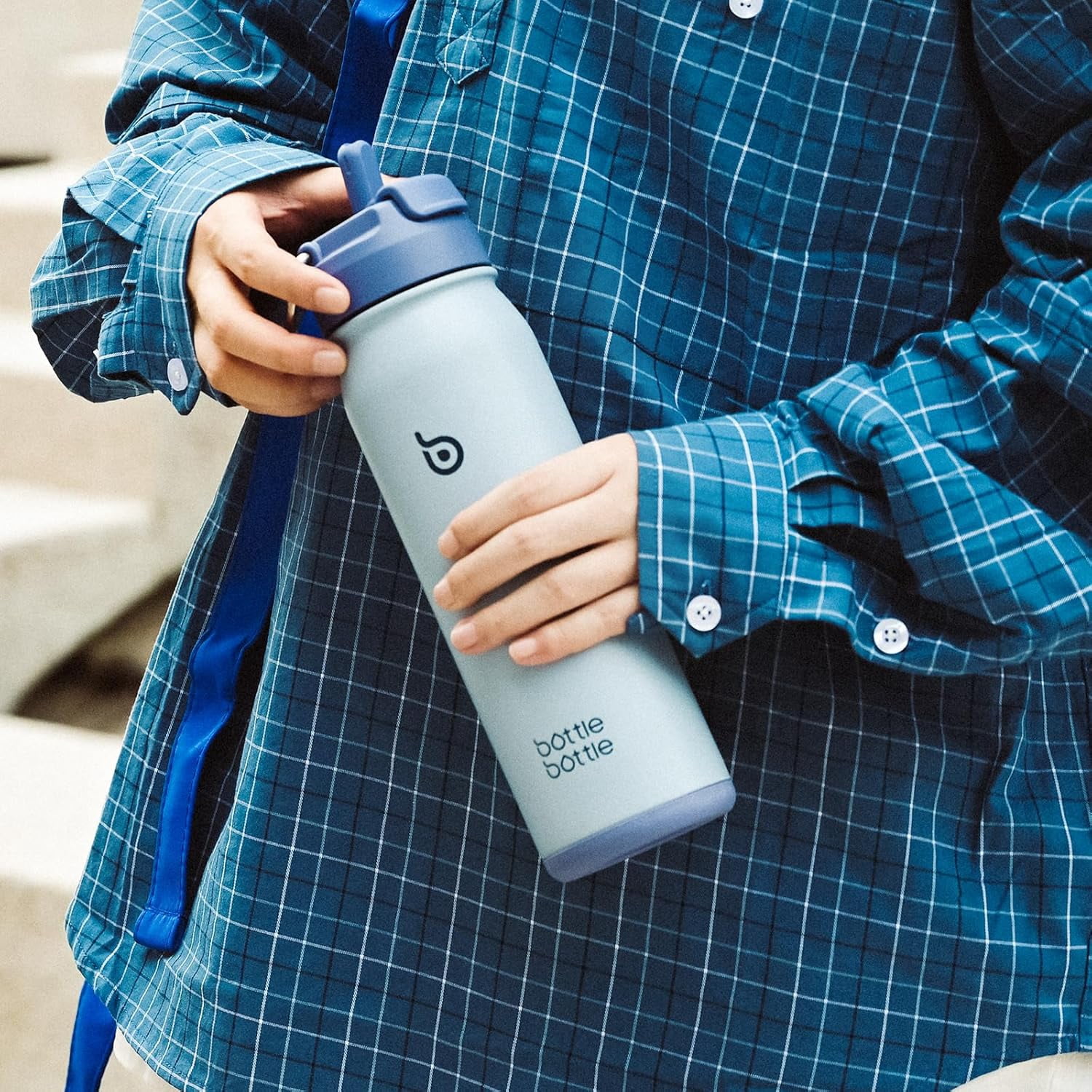BOTTLE BOTTLE 24 oz sports water bottle stainless steel insulated water bottle with straw and pills holder (Blue)
