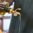 thumbnail image 5 of Boquilla de aceite de oliva para dispensador de aceite de oliva, mecanismo higiénico de cierre y apertura con una sola mano, 5 of 5