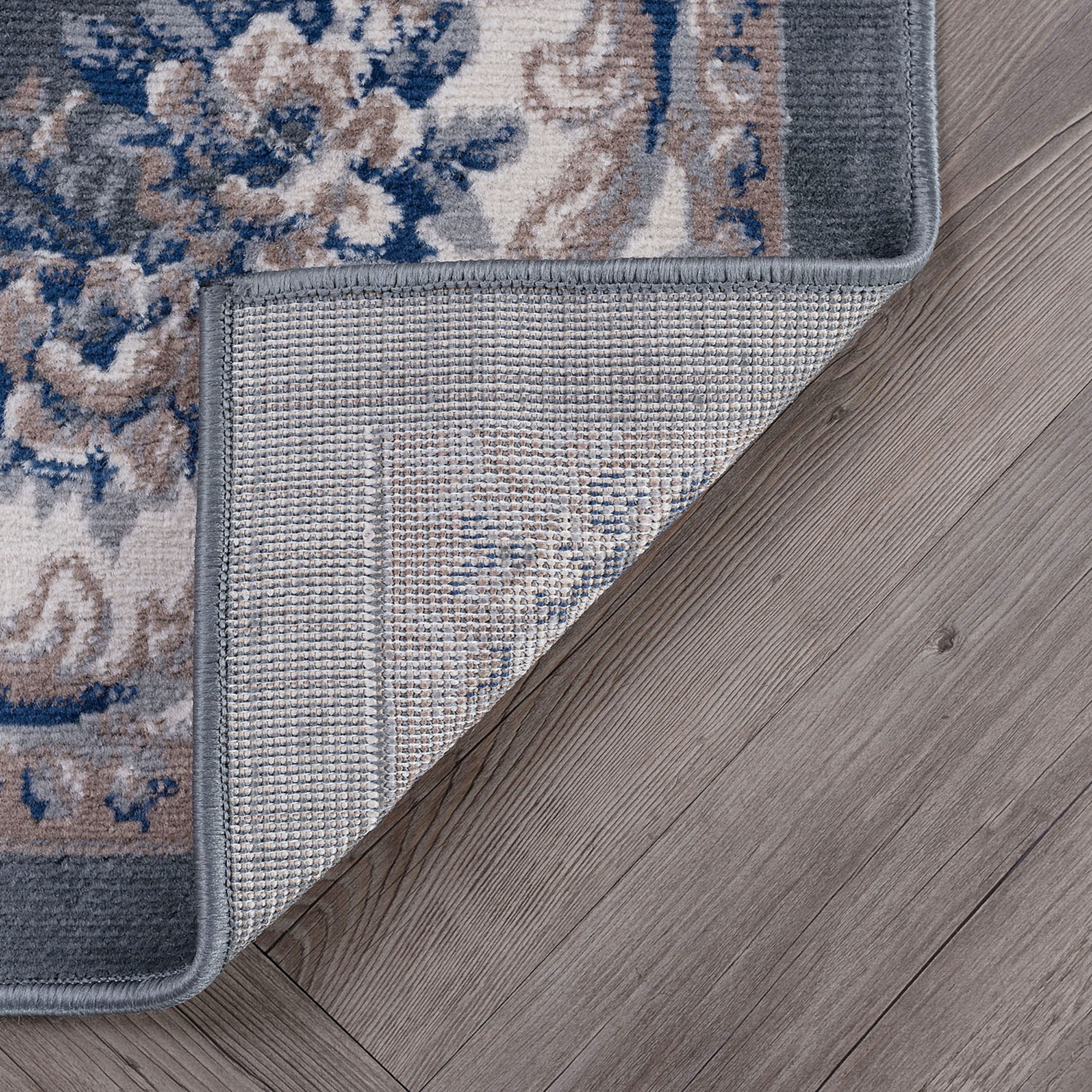 Hampton Traditional 5' x 7' Gray and Cream Polypropylene Indoor Area Rug