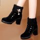 thumbnail image 2 of Zapatos Botines de mujer Botines de mujer de felpa de de de imitación versátiles elegantes clásicos de invierno con cremallera lateral de punta redonda tacones gruesos y tacones (Black 7.5), 2 of 6