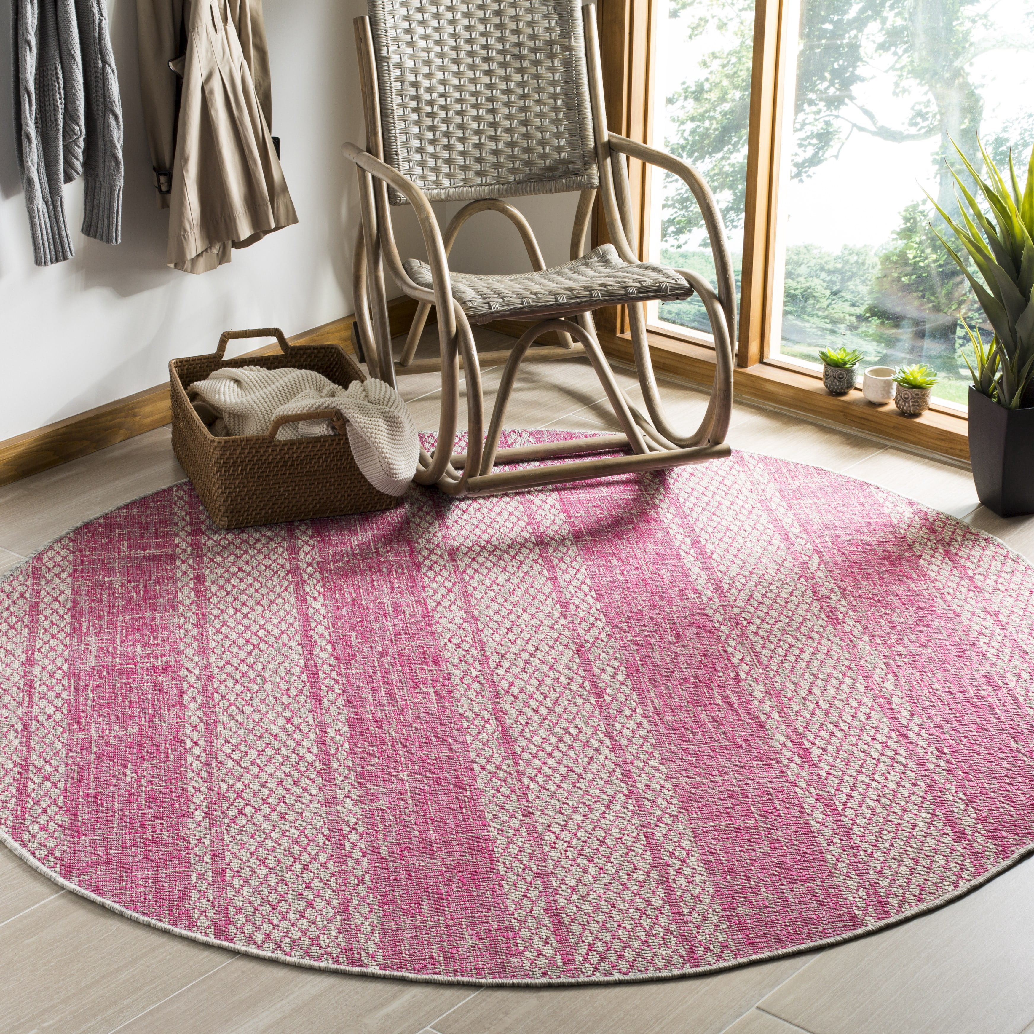SAFAVIEH Courtyard Robert Striped Indoor/Outdoor Area Rug, 6'7" x 6'7" Round, Light Grey/Fuchsia