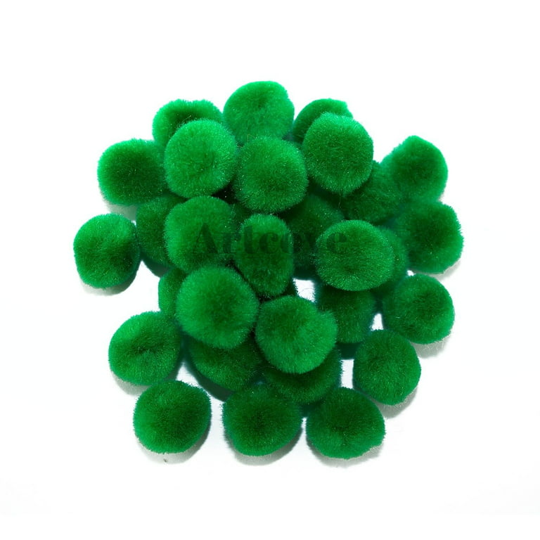 0.5 inch Kelly Green Tiny Craft Pom Poms 100 Pieces, Size: Large