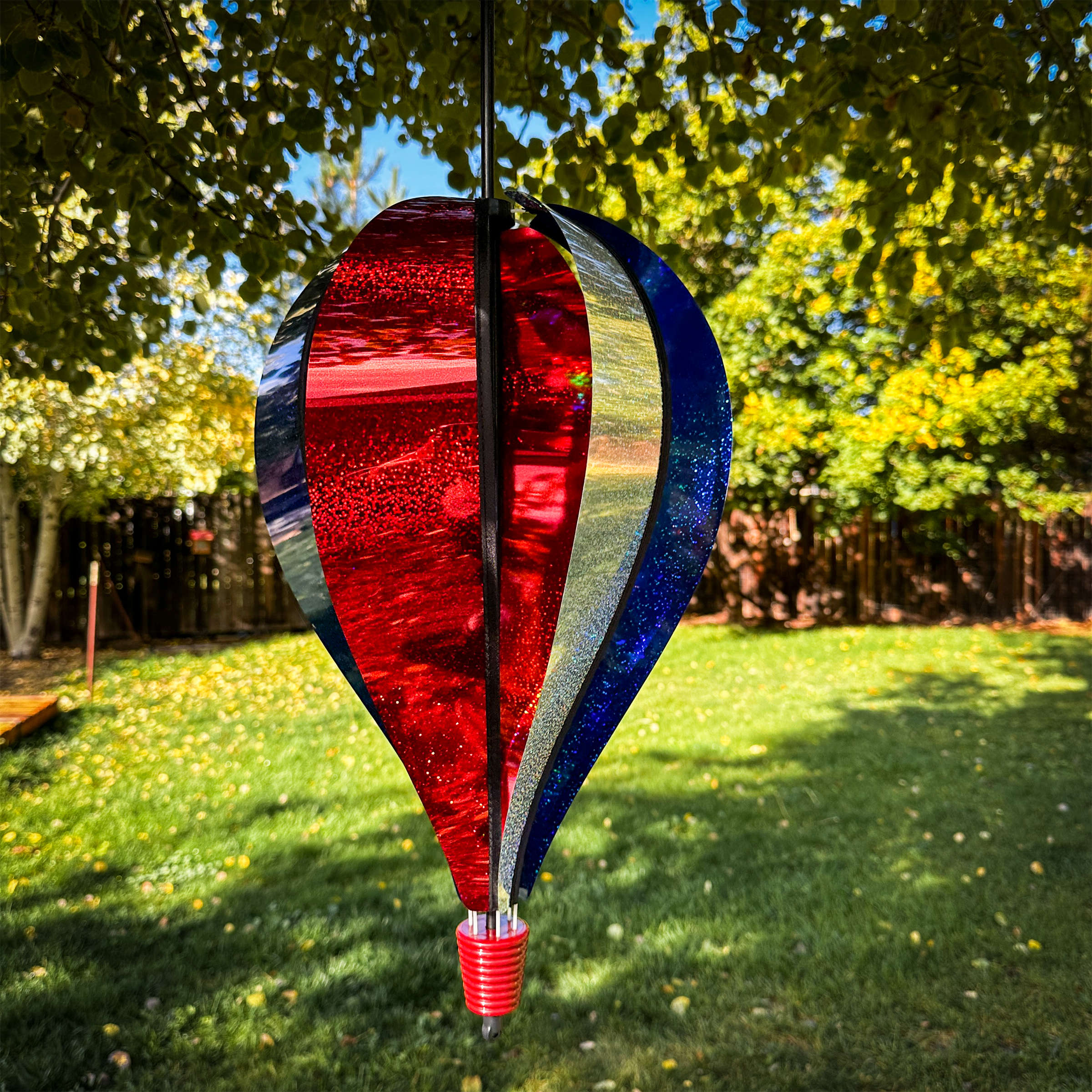 In the Breeze 1084 — Patriot Sparkler 6 Panel Hot Air Balloon 12"W x 18"H x 12"D, Colorful Mylar Patriotic Garden Spinner - image 4 of 4
