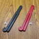thumbnail image 4 of Abridor de bolsas multifuncional, cuchilla de acero inoxidable y extrusor para uso en la cocina, incluye cadena y ventosa para un fácil almacenamiento, abre y dispensa sin esfuerzo bolsas de, 4 of 6