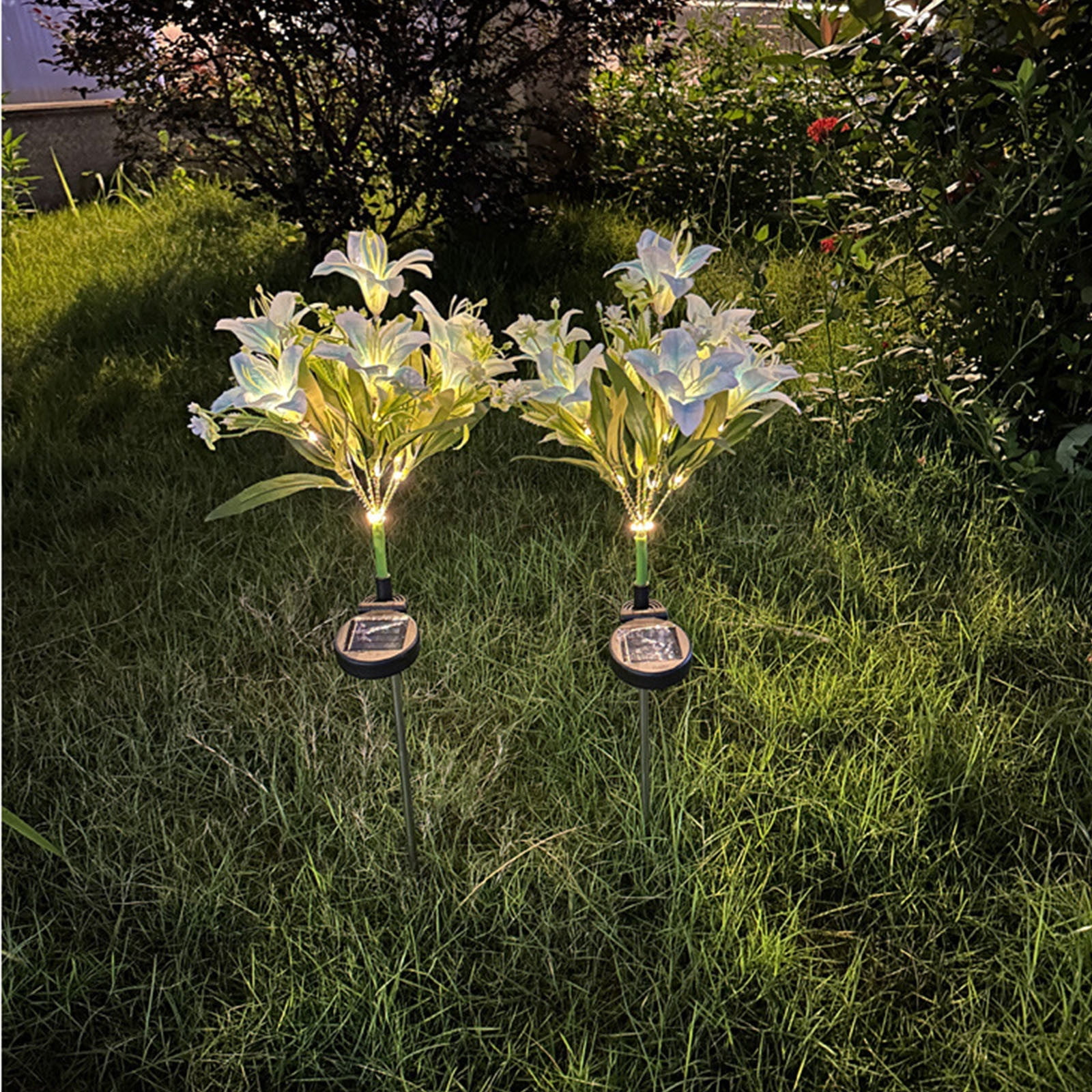 Outdoor Solar Lights,Solar Garden Lights,LED Waterproof Solar Powered Blue Artificial Lily Flowers Stake Light for Patio Yard Garden Decoration,Mother's Day Gifts for Women 1PCS