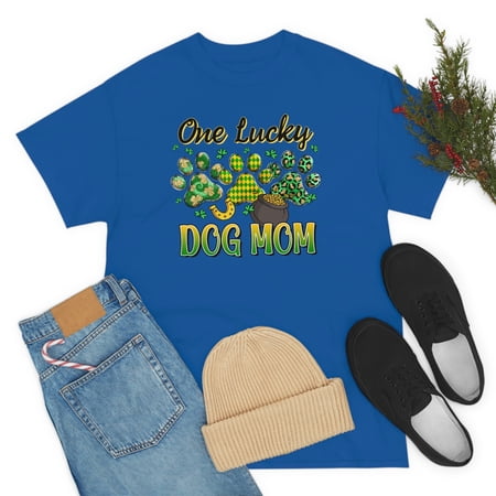 Familyloveshop LLC One Lucky Dog Mom Shirt Womens St Patricks Day Shirts Gifts for Irish, St Patricks Gift for Her, Dog Mom Shirt