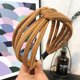 thumbnail image 4 of Diadema Jumpingount para Mujer Lazo Giratorio Accesorio para el Cabello Caqui, 4 of 6