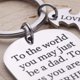 thumbnail image 4 of Llavero Presente Día del Padre para papá Llavero para el mundo Puedes ser solo un papá para nosotros Eres un superhéroe, 4 of 6