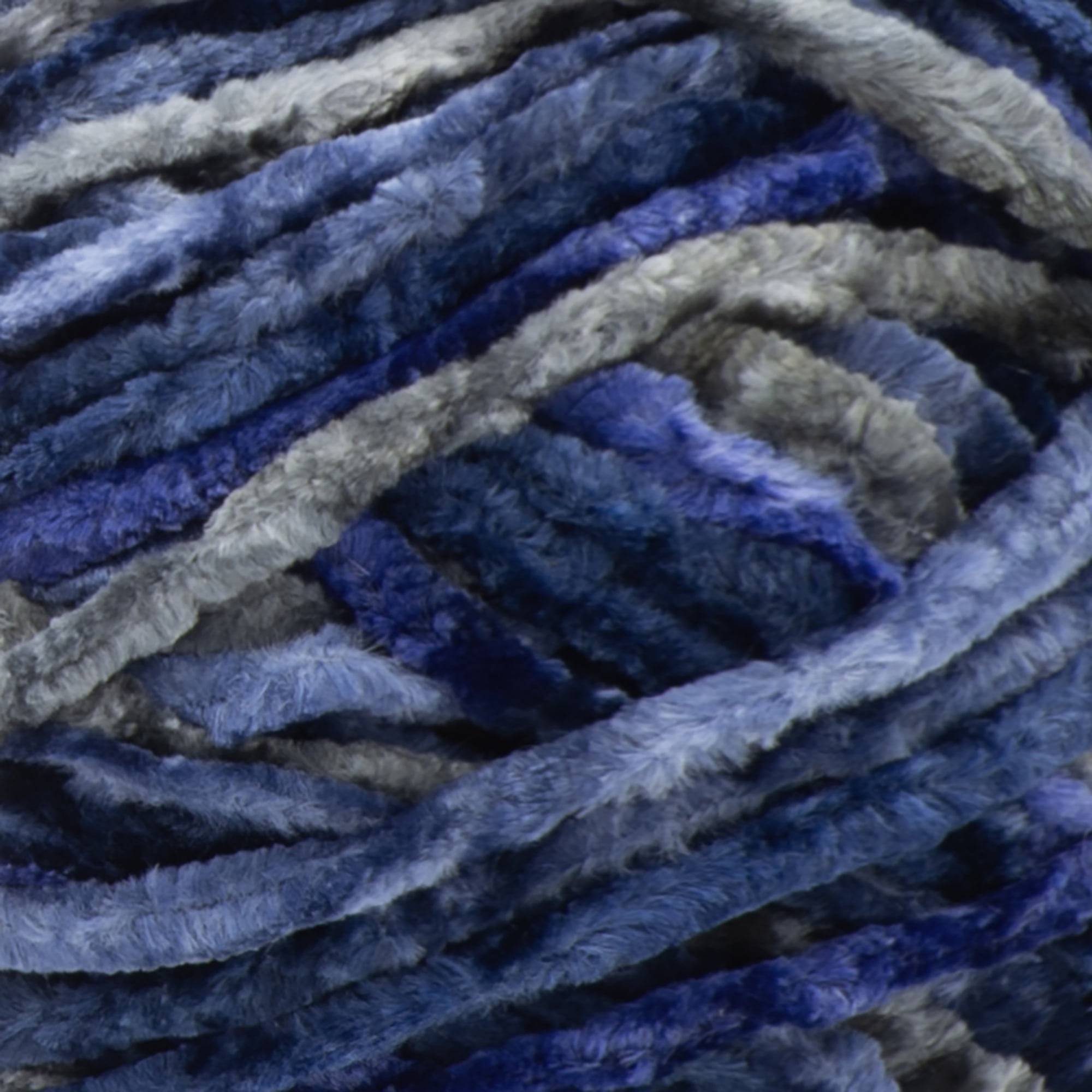 Bernat® Crushed Velvet™ #5 Bulky Polyester Yarn, Navy 10.5oz/300g, 315 Yards