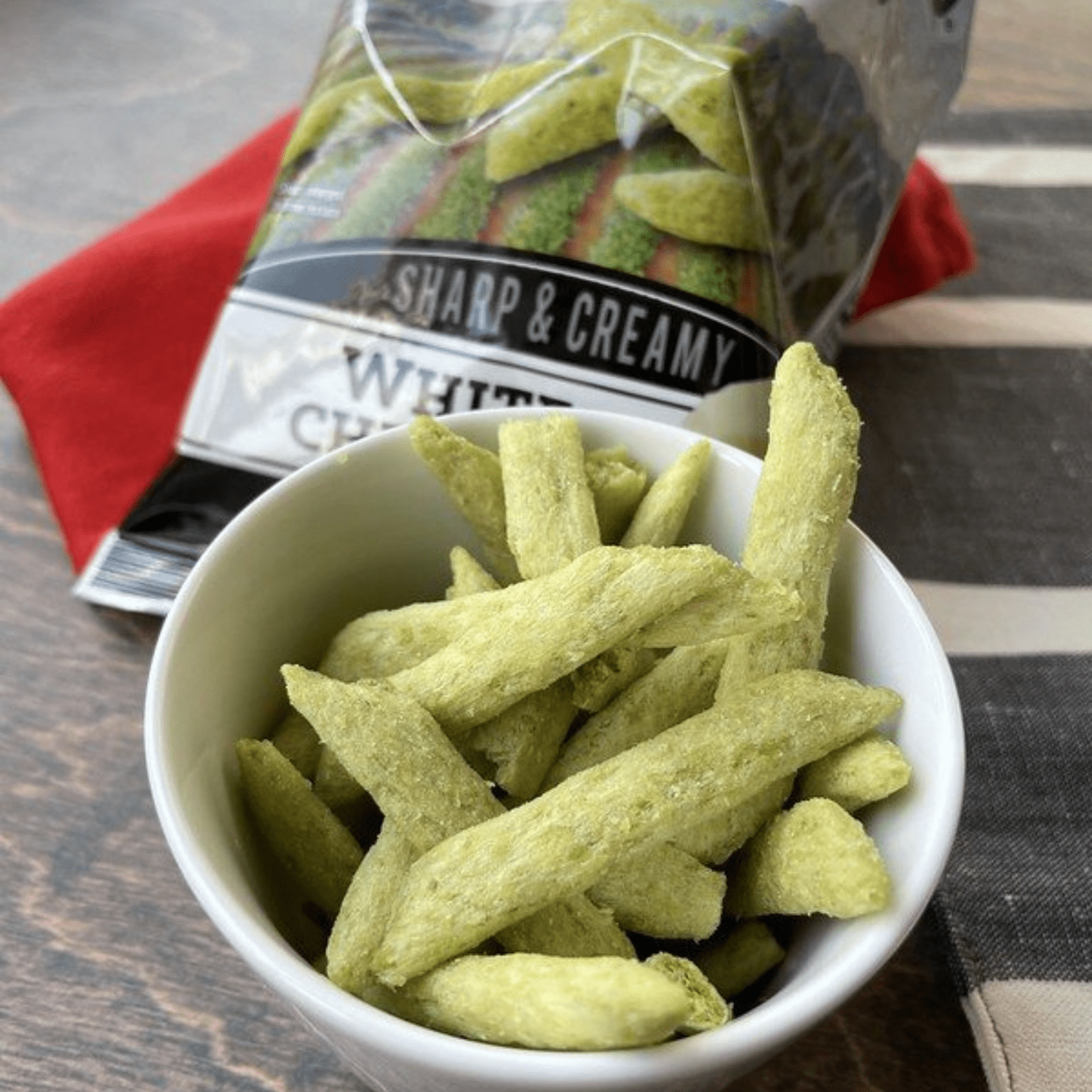 Buy Harvest Snaps Lightly Salted Green Pea Vegetable Snack Crisps