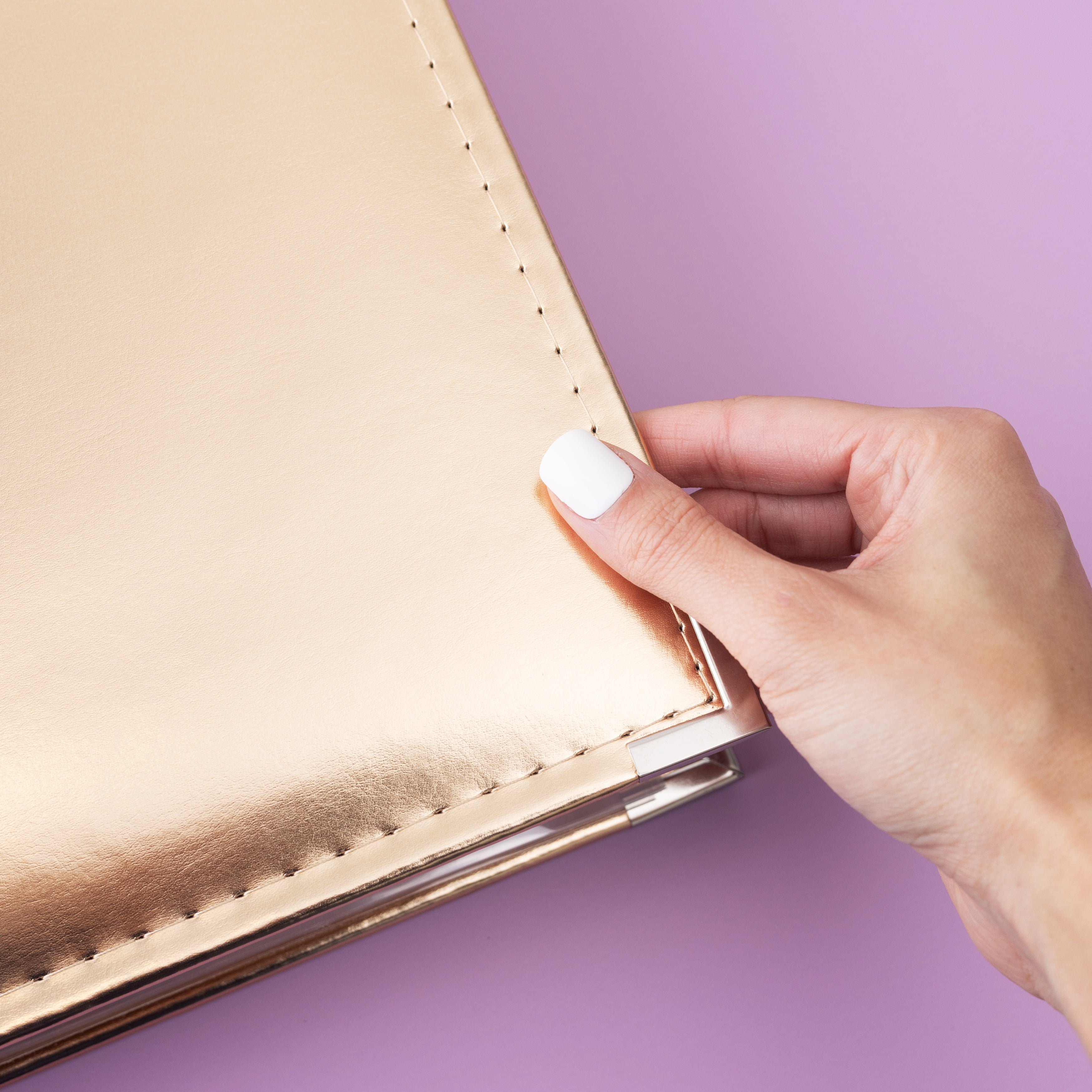 Scrapbook Leather Gold 12X12